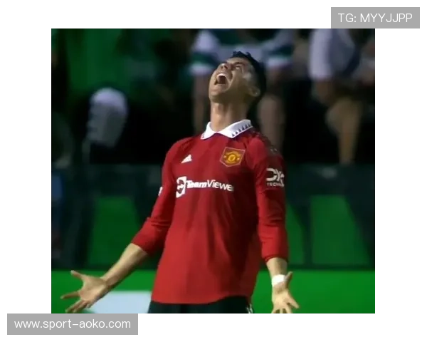 C罗采访时爆笑瞬间 赛场外的幽默与球场上的无敌反差