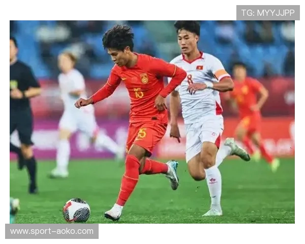 中国足球球星的孩子们：他们的成长轨迹与未来潜力探索