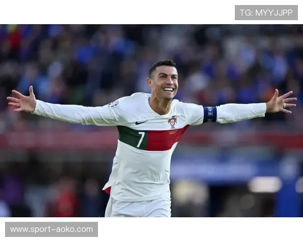 王牌足球球星领衔全球足坛风云人物揭晓冠军之路与竞技传奇